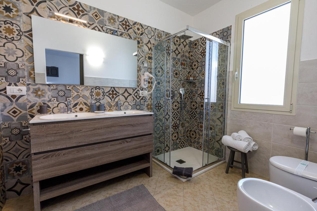 Domo Anna Hotel Villasimius Bagian luar foto