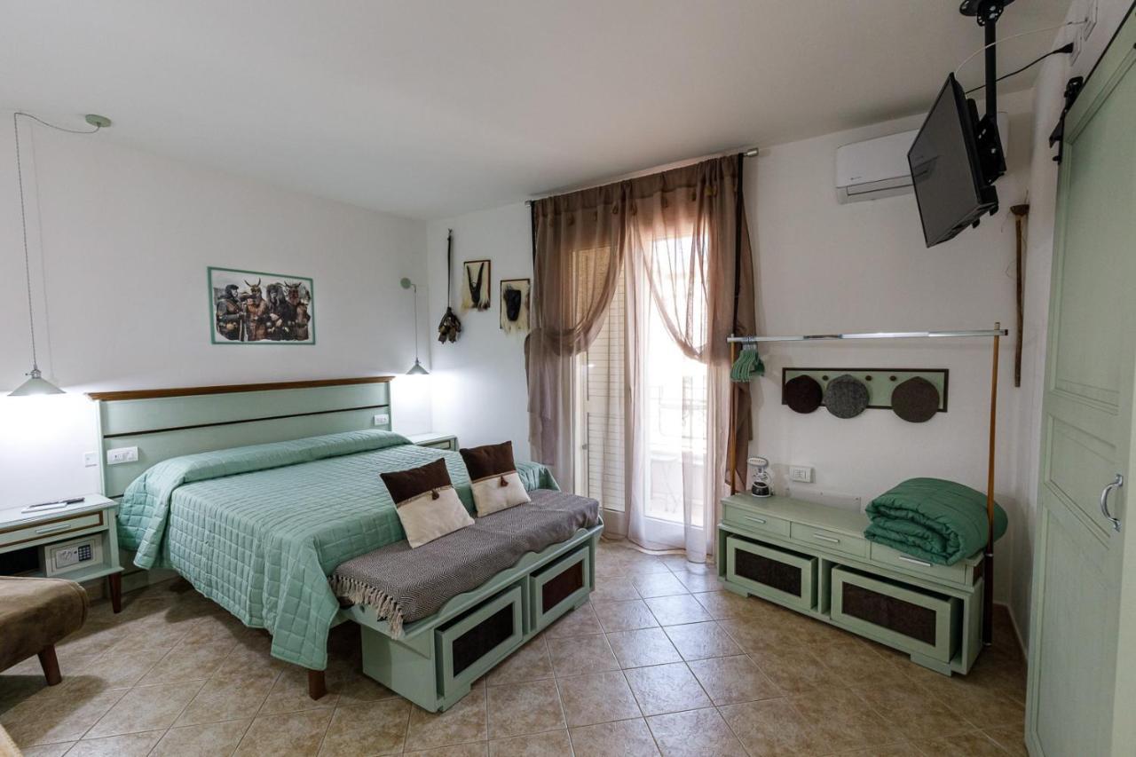 Domo Anna Hotel Villasimius Bagian luar foto