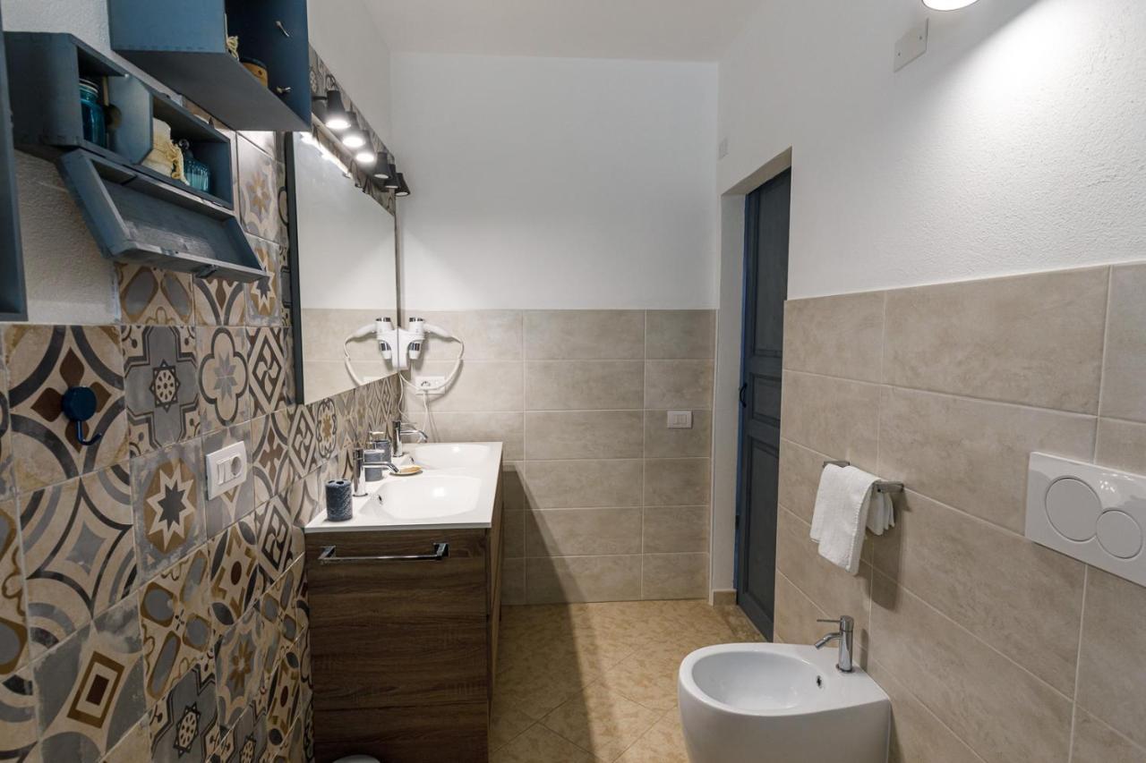 Domo Anna Hotel Villasimius Bagian luar foto